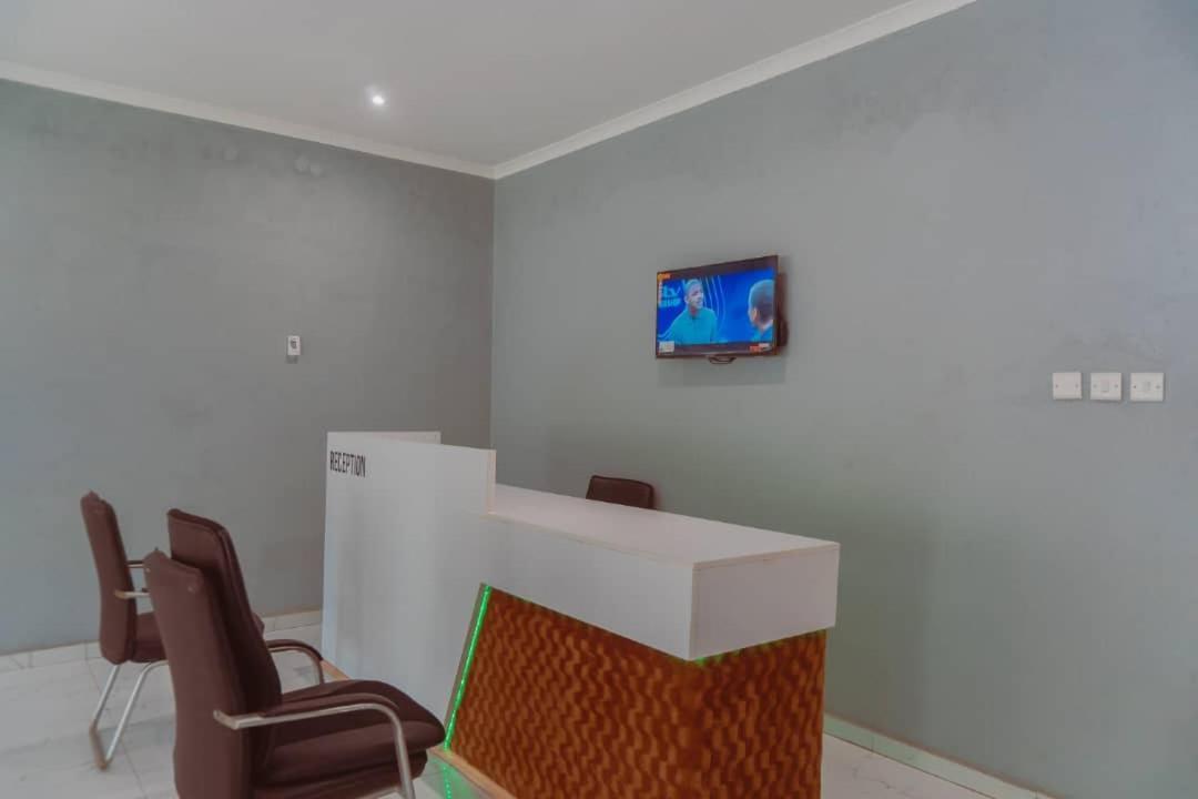 Adams Lodges Ltd Mangochi Buitenkant foto