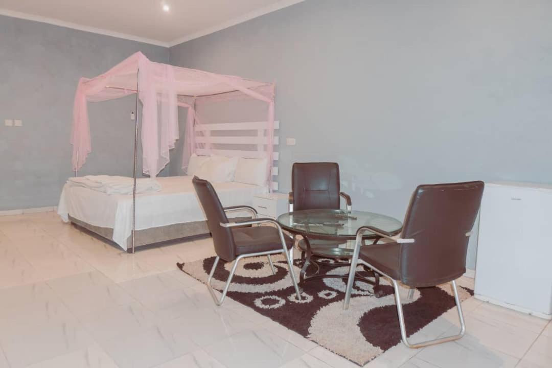 Adams Lodges Ltd Mangochi Buitenkant foto